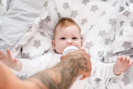 Natürliche Babypflegeprodukte: Was ist wirklich schadstofffrei und für Babys Haut geeignet?