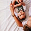 Erfahrungsberichte: Wie ich den Alltag mit Baby und Kleinkind meistere – Tipps aus erster Hand