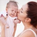 Nächtliches Aufwachen bei Kindern: Wann sollte man einen Arzt konsultieren?