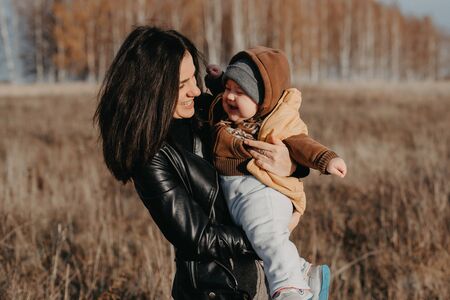 Unterstützung organisieren: Großeltern, Babysitter und Freundeskreis einbinden