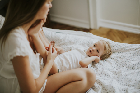 Der Abschied vom klassischen Familienmodell: Gesellschaftliche Entwicklungen und Perspektiven für Alleinerziehende in Deutschland